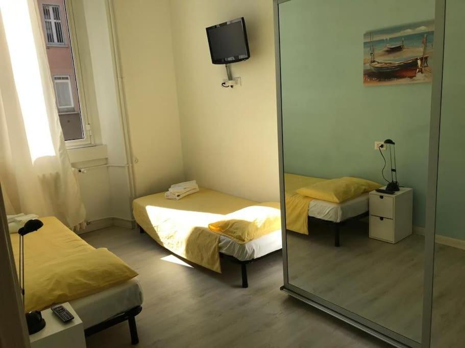 Appartamento In Zona Bocconi 밀라노 외부 사진